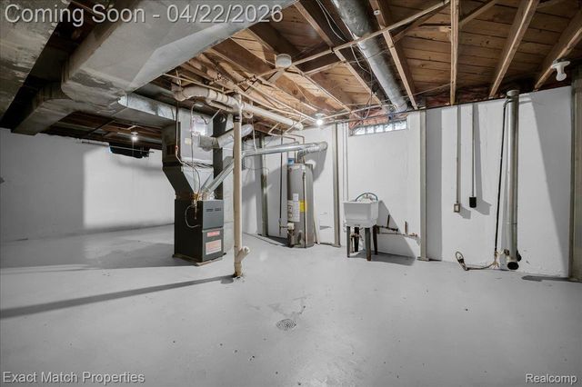 724 Parkwood Avenue, Pontiac, MI 48340