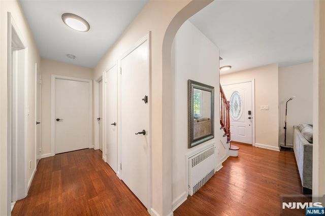 553 Ray Avenue, Ridgefield, NJ 07657