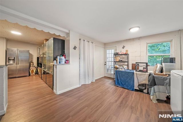 553 Ray Avenue, Ridgefield, NJ 07657