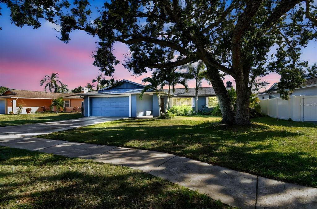 9764 130TH AVENUE, Largo, FL 33773