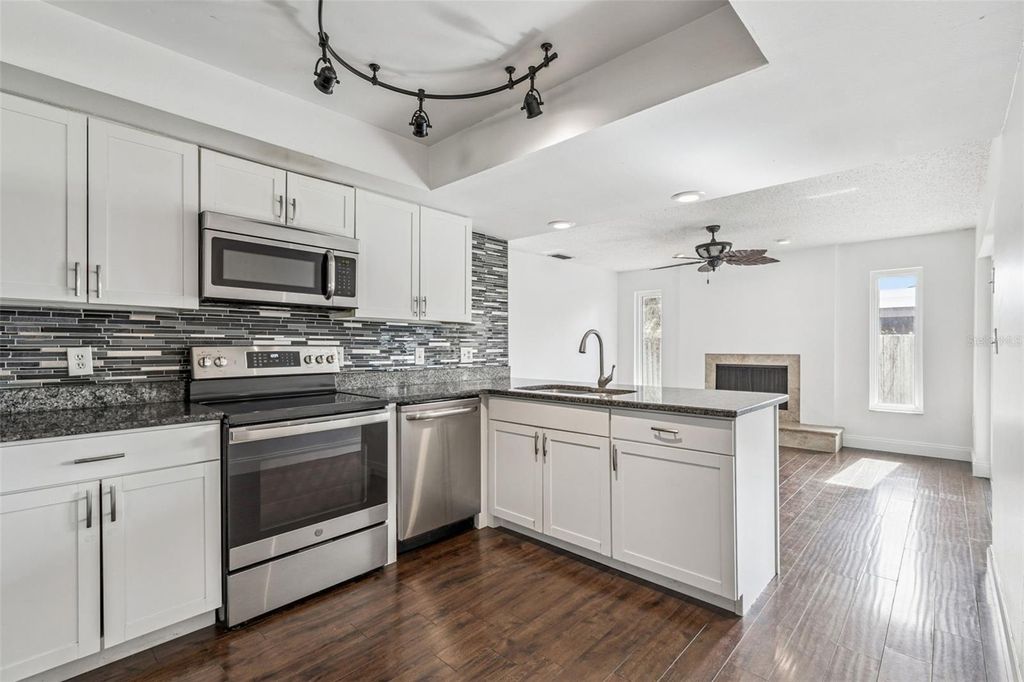 9764 130TH AVENUE, Largo, FL 33773