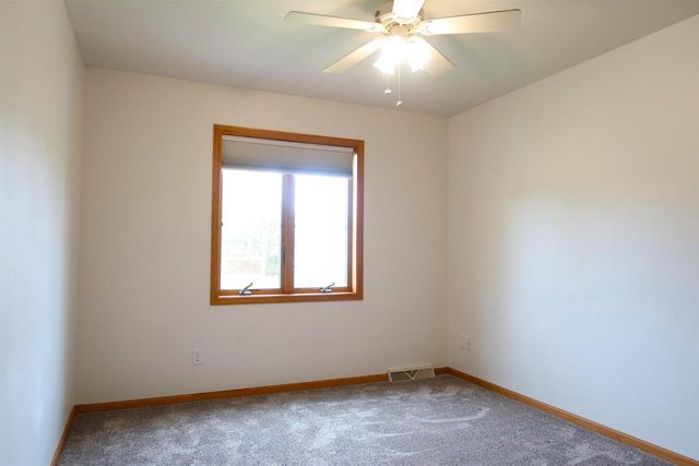 6788 Bootmaker Way, Windsor, WI 53598