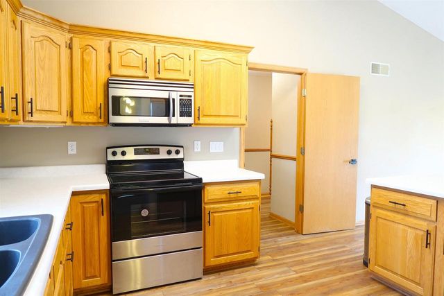 6788 Bootmaker Way, Windsor, WI 53598