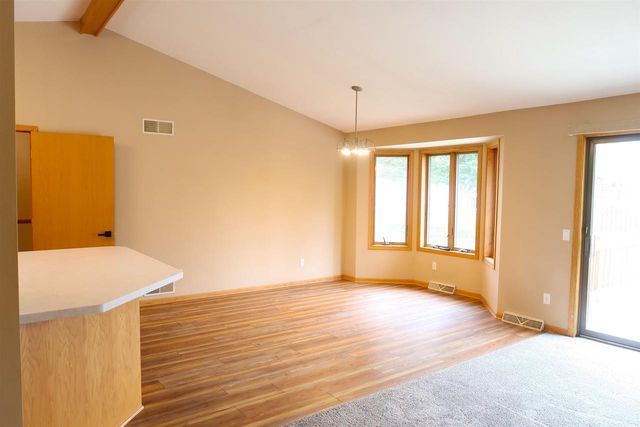 6788 Bootmaker Way, Windsor, WI 53598