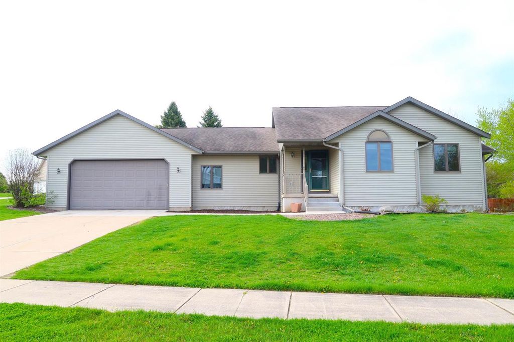 6788 Bootmaker Way, Windsor, WI 53598