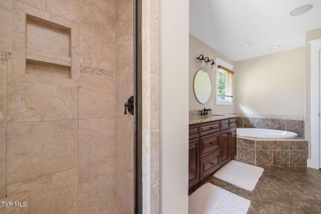 612 Carter Boulevard, Elizabethton, TN 37643