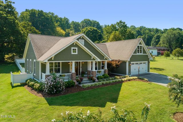 612 Carter Boulevard, Elizabethton, TN 37643