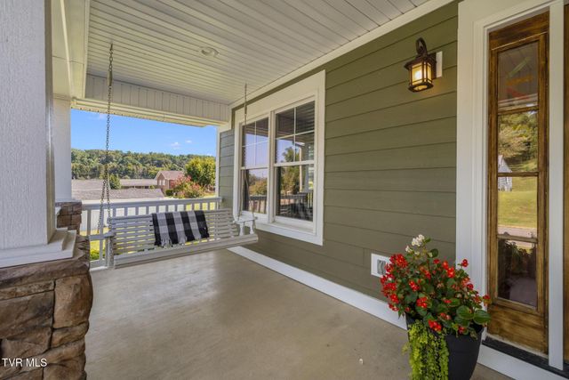 612 Carter Boulevard, Elizabethton, TN 37643