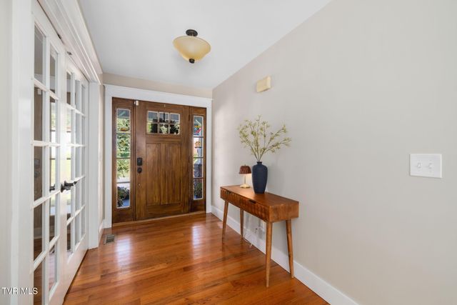 612 Carter Boulevard, Elizabethton, TN 37643