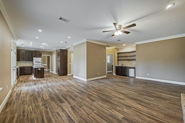 1341 Meadowild DR, Round Rock, TX 78664
