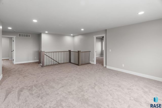 1137 E Thompson Pl Place, Tea, SD 57064