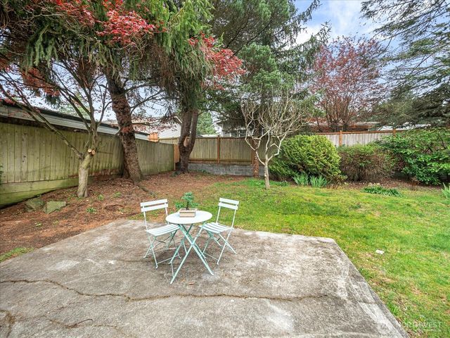 19132 3rd Avenue NW, Shoreline, WA 98177