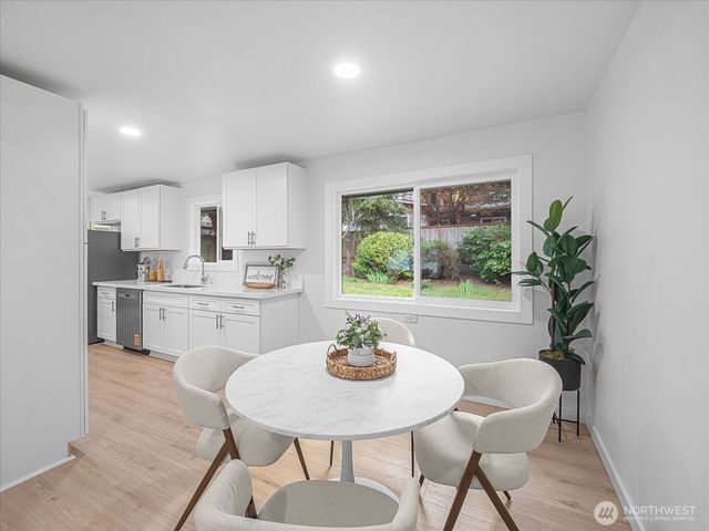 19132 3rd Avenue NW, Shoreline, WA 98177