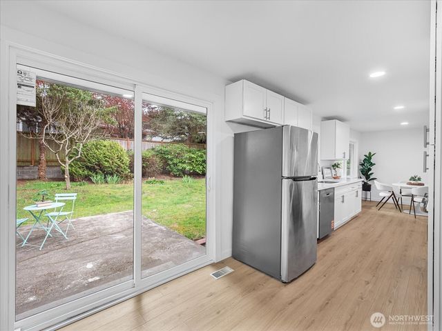 19132 3rd Avenue NW, Shoreline, WA 98177
