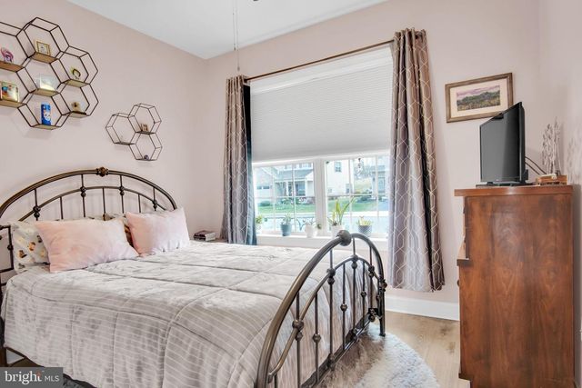 104 CREST VW, Carlisle, PA 17013