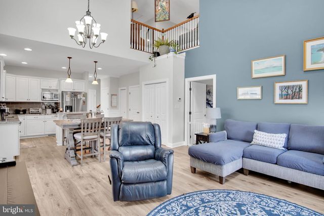 104 CREST VW, Carlisle, PA 17013