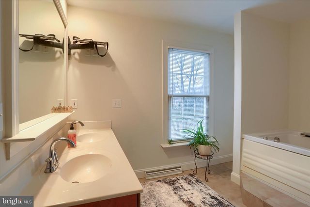 203 FRIAR CT, Mechanicsburg, PA 17050