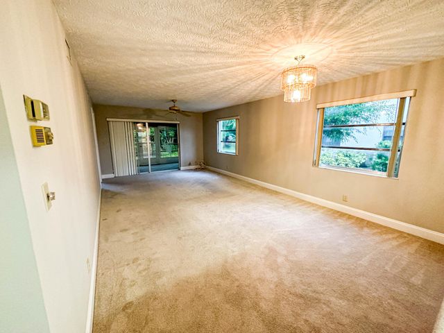 2950 SE Ocean Boulevard 126-4, Stuart, FL 34996