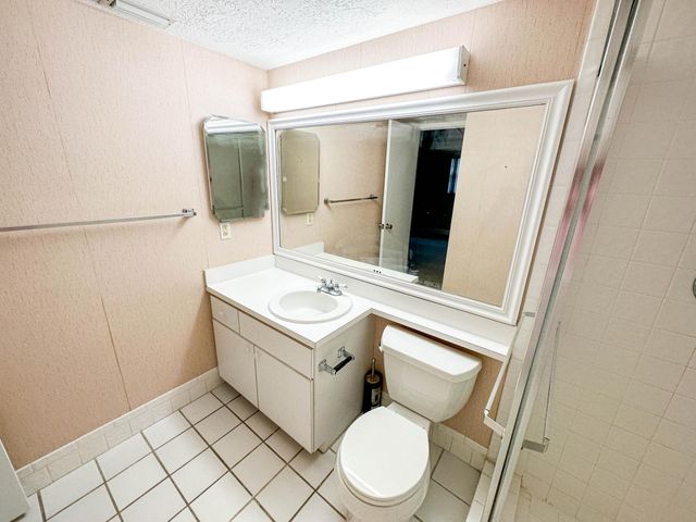 2950 SE Ocean Boulevard 126-4, Stuart, FL 34996