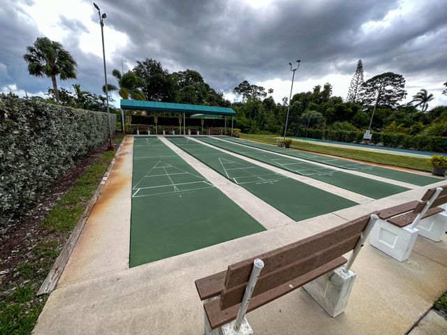 2950 SE Ocean Boulevard 126-4, Stuart, FL 34996