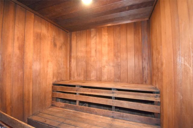 960 NW 49th St, Deerfield Beach, FL 33064