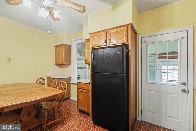 10 N 2ND ST, Wormleysburg, PA 17043