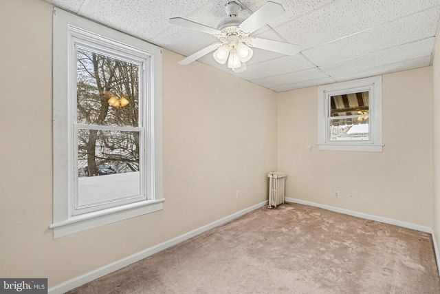 10 N 2ND ST, Wormleysburg, PA 17043