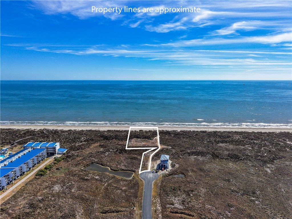 102 Mustang Island Estates Dr, Port Aransas, TX 78373 — photo 4