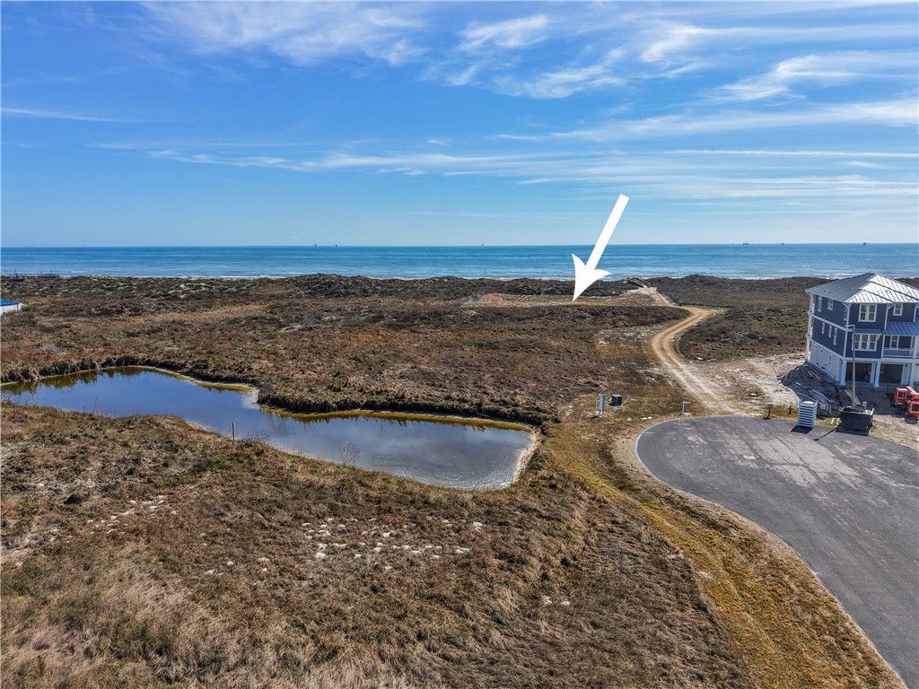 102 Mustang Island Estates Dr, Port Aransas, TX 78373 — photo 5