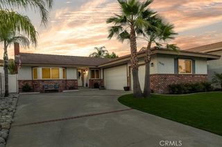 30189 Longhorn Drive, Canyon Lake, CA 92587