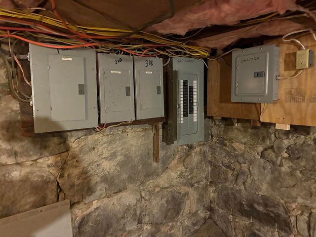 346 Lake Avenue, Manchester, NH 03103