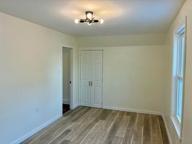 346 Lake Avenue, Manchester, NH 03103