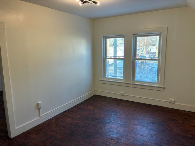 346 Lake Avenue, Manchester, NH 03103