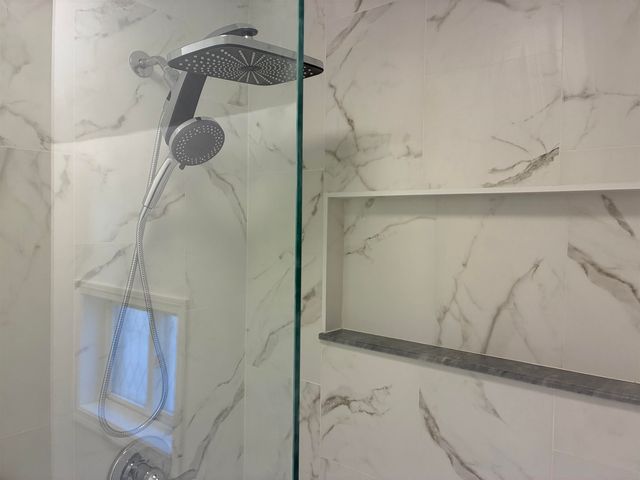 346 Lake Avenue, Manchester, NH 03103