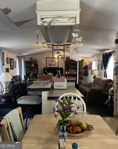 910 Crooked Creek, Eatonton, GA 31024