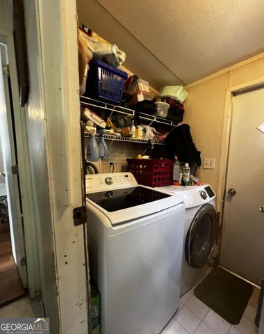 910 Crooked Creek, Eatonton, GA 31024