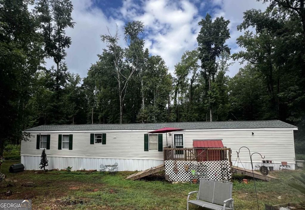 910 Crooked Creek, Eatonton, GA 31024