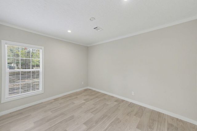 44 James Court, Defuniak Springs, FL 32433