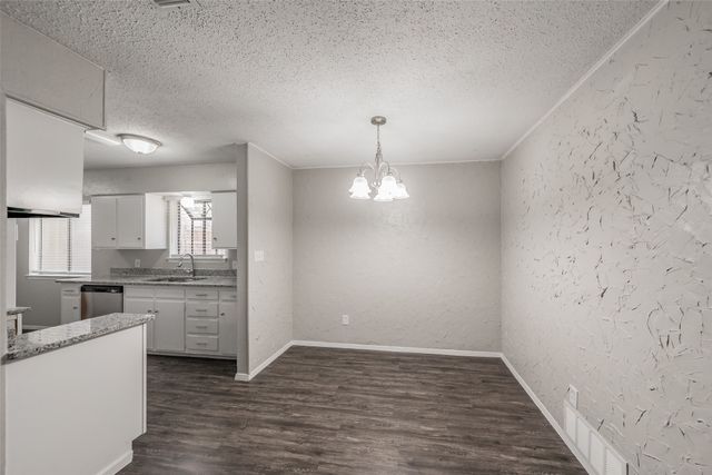 1412 Oxford Street, Arlington, TX 76013