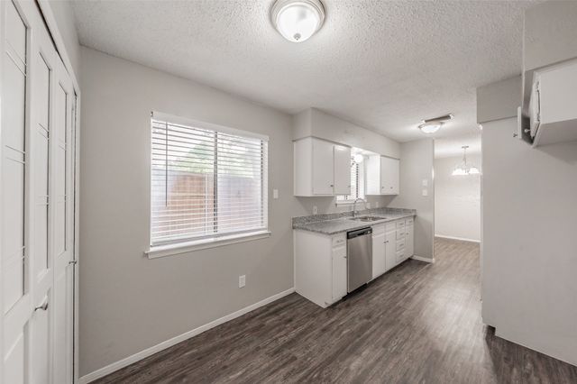 1412 Oxford Street, Arlington, TX 76013