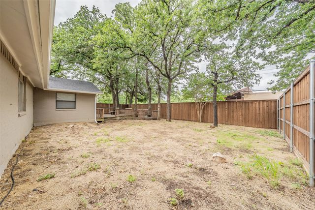 1412 Oxford Street, Arlington, TX 76013