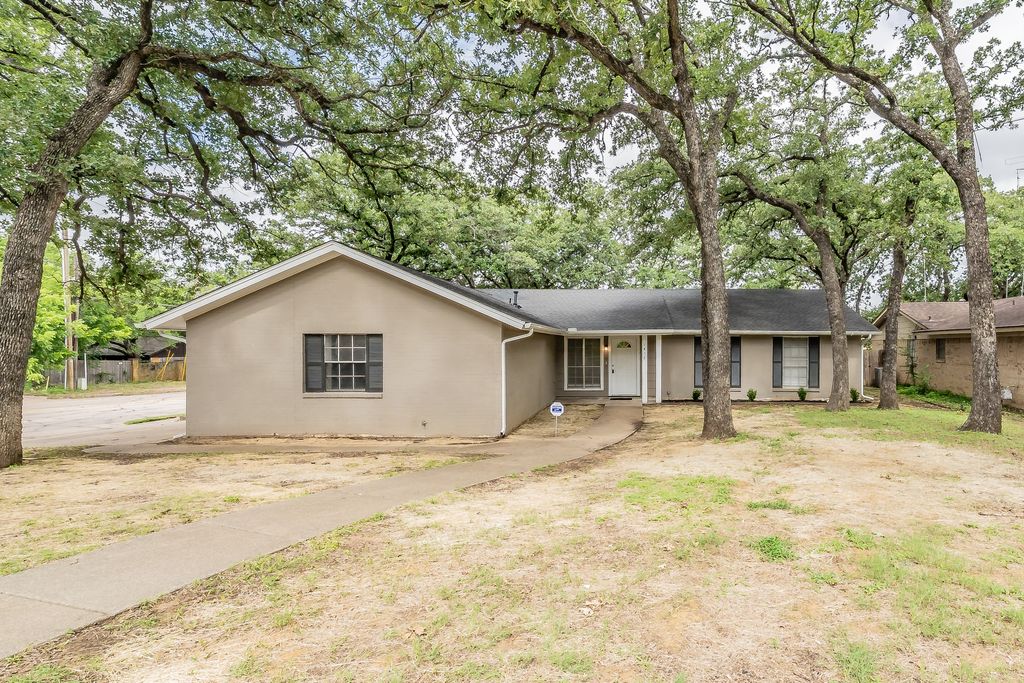 1412 Oxford Street, Arlington, TX 76013