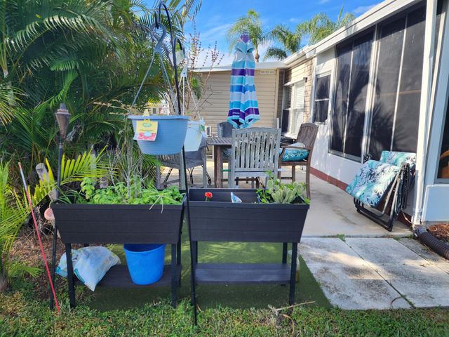 3025 Satinleaf Lane, Port St Lucie, FL 34952