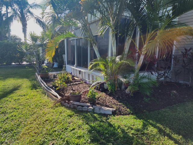 3025 Satinleaf Lane, Port St Lucie, FL 34952