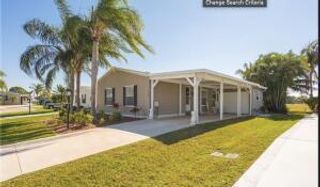 3025 Satinleaf Lane, Port St Lucie, FL 34952
