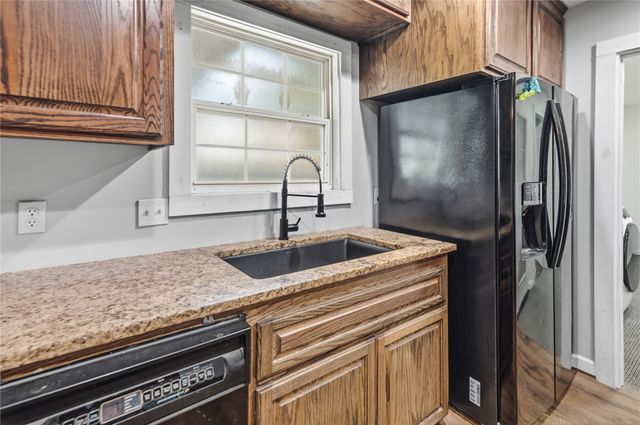 14224 W 18th Place S, Sand Springs, OK 74063