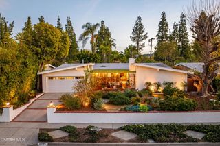 23122 Gainford Street, Woodland Hills, CA 91364