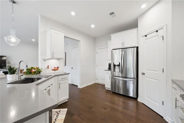 218 Ellis Lane, Woodstock, GA 30189