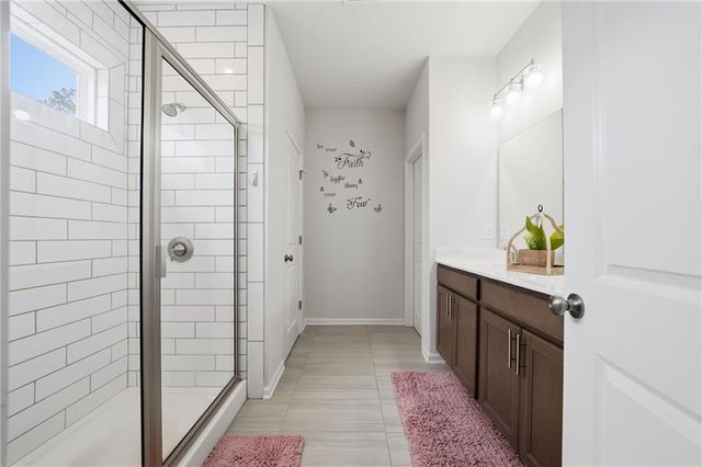 218 Ellis Lane, Woodstock, GA 30189
