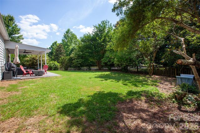 2304 Coltsgate Road, Waxhaw, NC 28173